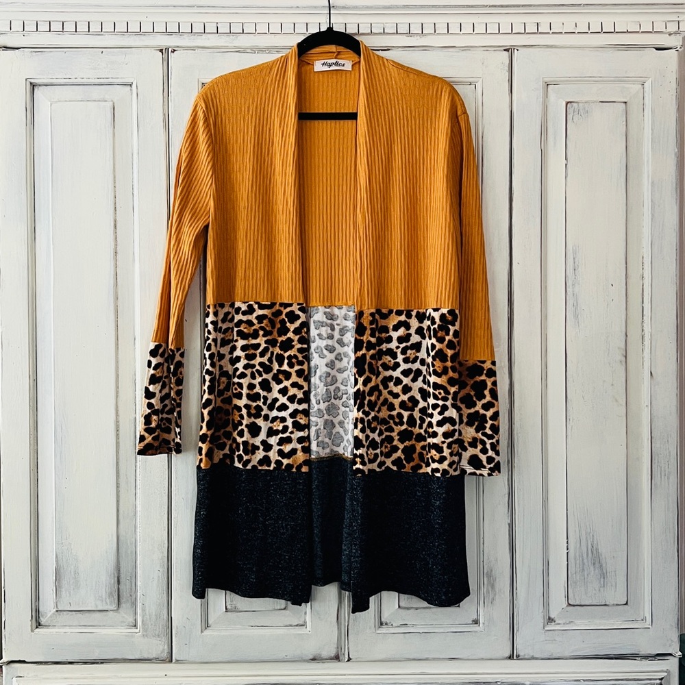 NWT HAPTICS Long Cardigan w/Pockets in Animal Print/Mustard MED